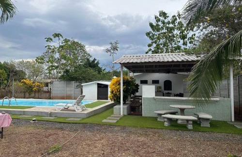Cascajal House | Quinta El Descanso con piscina rancho y BBQ
