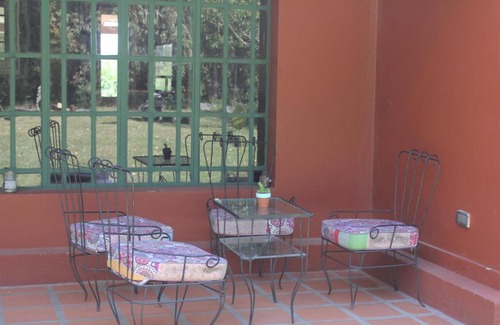 Tandil House | Experience Quinta El Monte: 4-Star Getaway with Pool & Pets