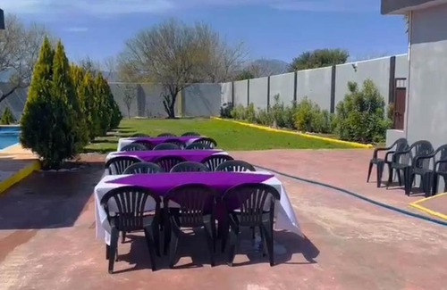 Salinas Victoria Apartment | Relaxing Stay at Quinta El Palmar Inn with Pool & Breakfast