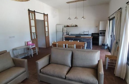Arroyo Leyes House | Family-Friendly Quinta en Arroyo Leyes with Pool Access