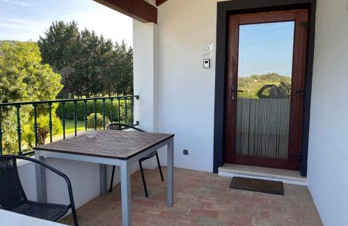 Bensafrim Apartment | Relax at Quinta Fronteira with Oceanfront Pool Access