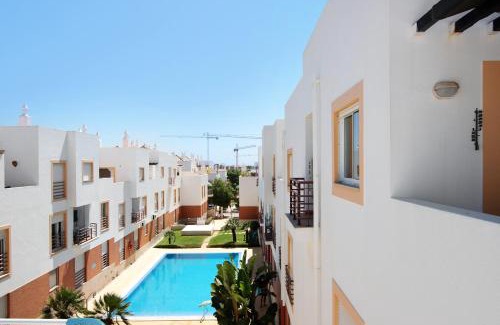 Conceicao e Cabanas de Tavira Apartment | Relax at Quinta Gomeira 146: Family-Friendly with Pool