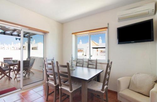 Conceicao e Cabanas de Tavira Apartment | Relax at Quinta Gomeira 146: Family-Friendly with Pool
