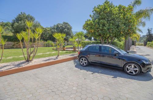 Chinicato House | Relax at Quinta Gomes: Oceanfront Retreat with Pool