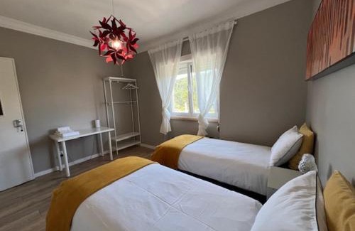 Abrantes House | Quinta Janelas do Vale: Oceanfront Haven with Pool & Pets