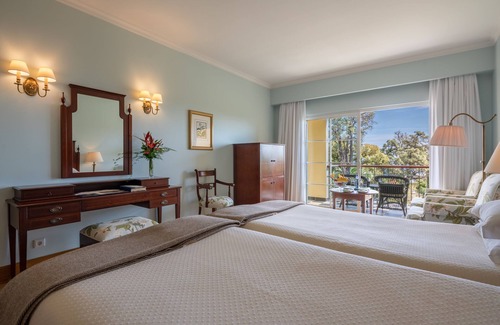 Sao Pedro Hotel | Indulge at Quinta Jardins do Lago - Guest Rated 9.8/10