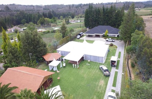 Chimborazo Province House | Discover Quinta La Paz: Family-Friendly Retreat in Chimborazo