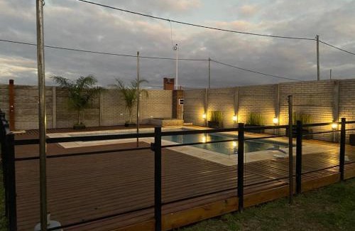 Aldea Valle Maria House | Inviting Quinta Los Pinos Paraná: Pet-Friendly & Pool Access