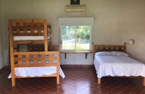 Yautepec Villa | Quinta Los Soles: Family-Friendly Hotel with Pool & Breakfast