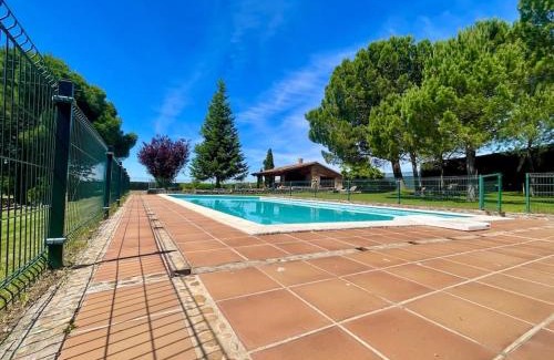 La Lastrilla House | Experience Quinta Mazagatos Segovia: 4-Star Oasis with Pool