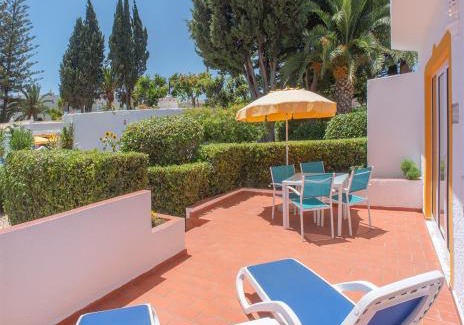 Praia da Luz Apartment | Beautiful Quinta Paraiso da Mia 2-Bedroom Apartment in Luz