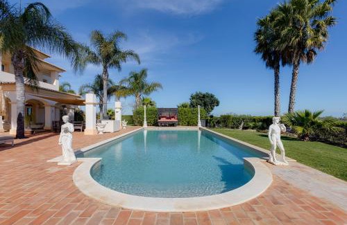 Atalaia Villa | Relax at Quinta Paraiso - A Family-Friendly Oasis