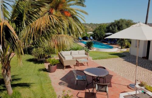 Pata de Cima Bed & Breakfast | Quinta Quinze: Oceanfront Paradise with Top Guest Ratings