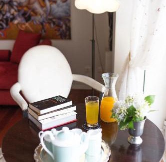 Caparica Hotel | Elegant Quinta Tagus: Oceanfront Bliss with Pool Access