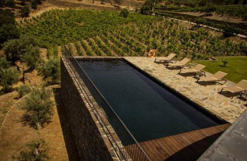 Bomfim House | Relax at Quinta Vale das Papas: 4-Star Oceanfront Retreat