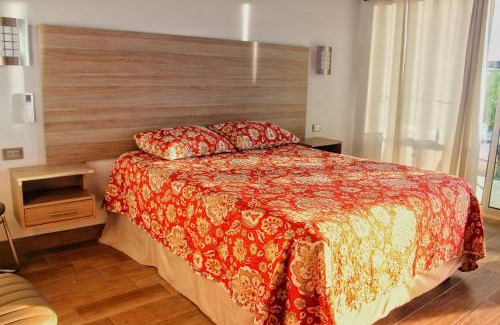 Valle de Guadalupe Cabin | Quintas Marlet: Unwind on the Wine Route with Pool & Hot Tub