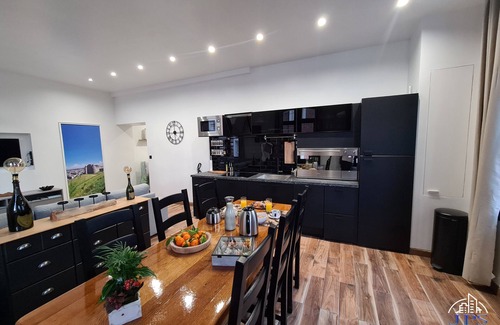 Dieppe Apartment | Inviting Oceanfront Apartment in the Heart of Dieppe