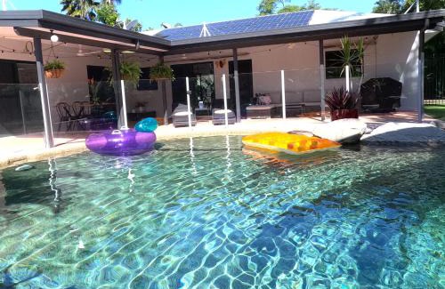 Kewarra Beach House | Experience Quintessential Kewarra: Pet-Friendly Oceanfront Stay