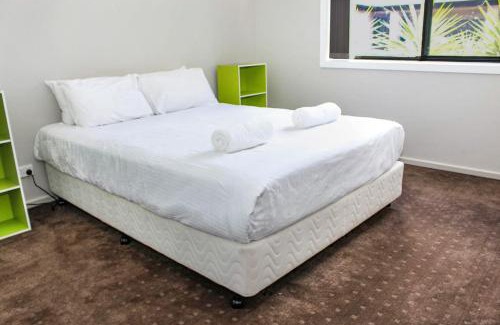 North Tamworth House | Family-Friendly Escape at Quintet 1 157 - Rated 8/10