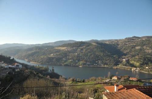 Resende House | Relaxing Stay at Quintinha de Mirão in Douro Valley
