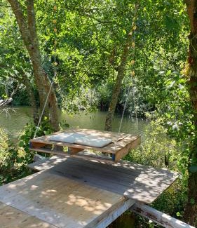 Castelo do Neiva House | Discover Quintinha do Periqueiro: Oceanfront Bliss Awaits