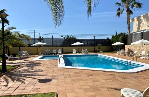 San Juan de Alicante House | Cozy Quintuple Room with Oceanfront Views & Pool Access