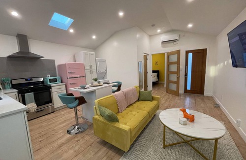 Burbank House | Unique Home Near Burbank Airport & Universal Studios