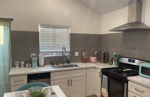 Burbank House | Unique Home Near Burbank Airport & Universal Studios