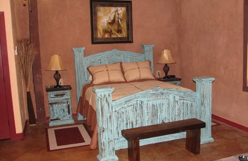 Granbury House | Secluded Private Cabin with Spa and Family-Friendly Amenities