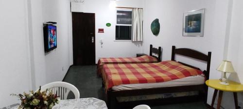 Centro Apartment | Central Quitinete Steps from the Beach, Rated 9.4/10