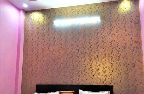 Ghaziabad Hotel | Convenient Quizz Hotel: Steps from Ghaziabad Railway Station