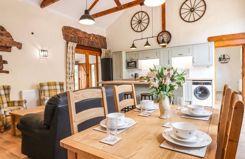 Christchurch Cottage | Quoit X Barn: Pet Friendly Retreat with Cozy Open Fire
