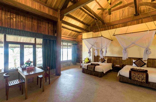 Thach Ha Hotel | Family-Friendly Quynh Vien Resort with Pool & Dining Options
