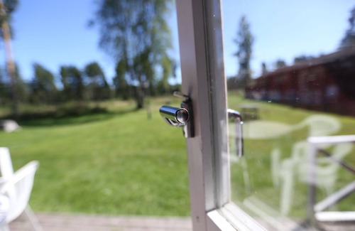 Rattvik Cabin | Relaxing Rättviks Golfby: Spa, Ocean Views & Family-Friendly