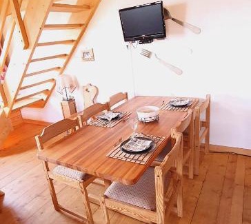 Champoussin Apartment | Pet-Friendly Stay at Résid. La Bruyère 18 - Guest Rated 9.2