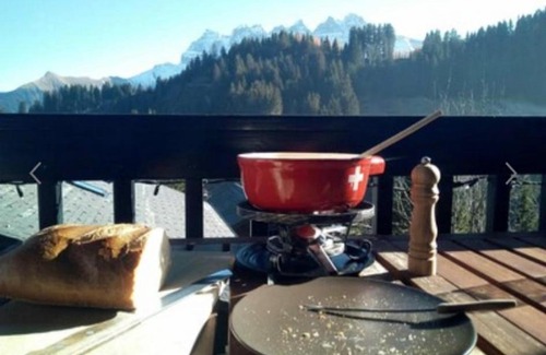 Champoussin Apartment | Pet-Friendly Stay at Résid. La Bruyère 18 - Guest Rated 9.2