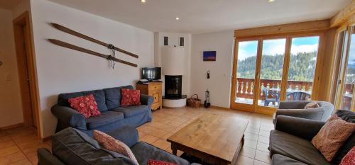 Champoussin Apartment | Guest Rated: 9.5 at Résid. Les Esserts A33 with Ocean View