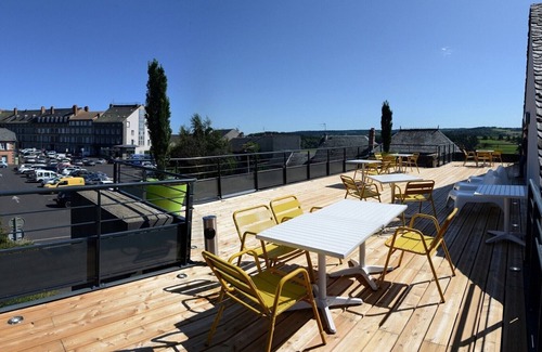 Saint-Flour Apartment | Cozy Résidence Appart'en ville - Perfect for Families