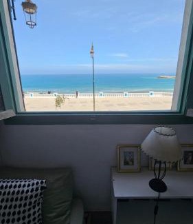 Centre Ville Apartment | Artistic Residence with Ocean Views - Rated 8.5/10