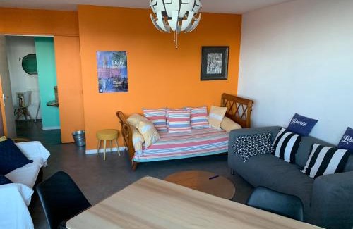 Sete Apartment | Inviting Residence with Pool & Ocean View for Memorable Stays