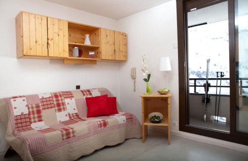 Reberty Apartment | Discover Azureva Les Menuires: Family-Friendly Getaway