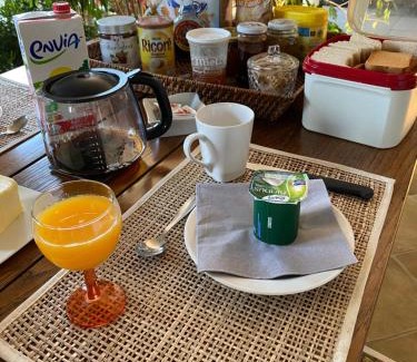 Creuzier-le-Vieux Bed & Breakfast | Family-Friendly Résidence Beausoleil with High Guest Ratings