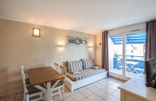 Lacanau-Ocean Apartment | Pet-Friendly Résidence Bleu Marine with Pool & Family Amenities