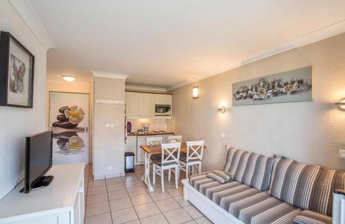 Lacanau-Ocean Apartment | Pet-Friendly Résidence Bleu Marine with Pool & Family Amenities