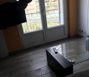 Decize Apartment | Welcoming Résidence Bord de Loire: Family-Friendly Retreat