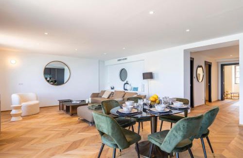 L'Ile-Rousse Apartment | Oceanfront Appartements Côté Sud with Top Guest Rating