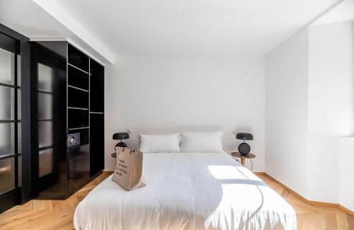 L'Ile-Rousse Apartment | Oceanfront Appartements Côté Sud with Top Guest Rating