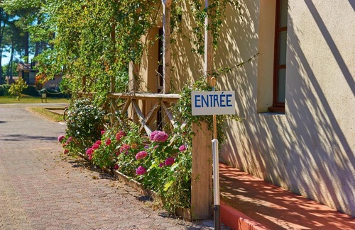Salles Resort | Charming Résidence Château de Salles with Oceanfront Pool