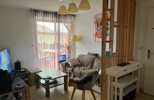 Prayssac Apartment | Oceanfront Escape at Résidence Claire Rive - Pet Friendly