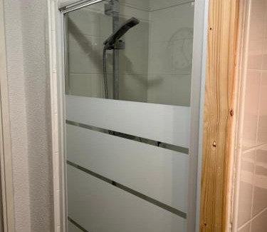 Prayssac Apartment | Oceanfront Escape at Résidence Claire Rive - Pet Friendly